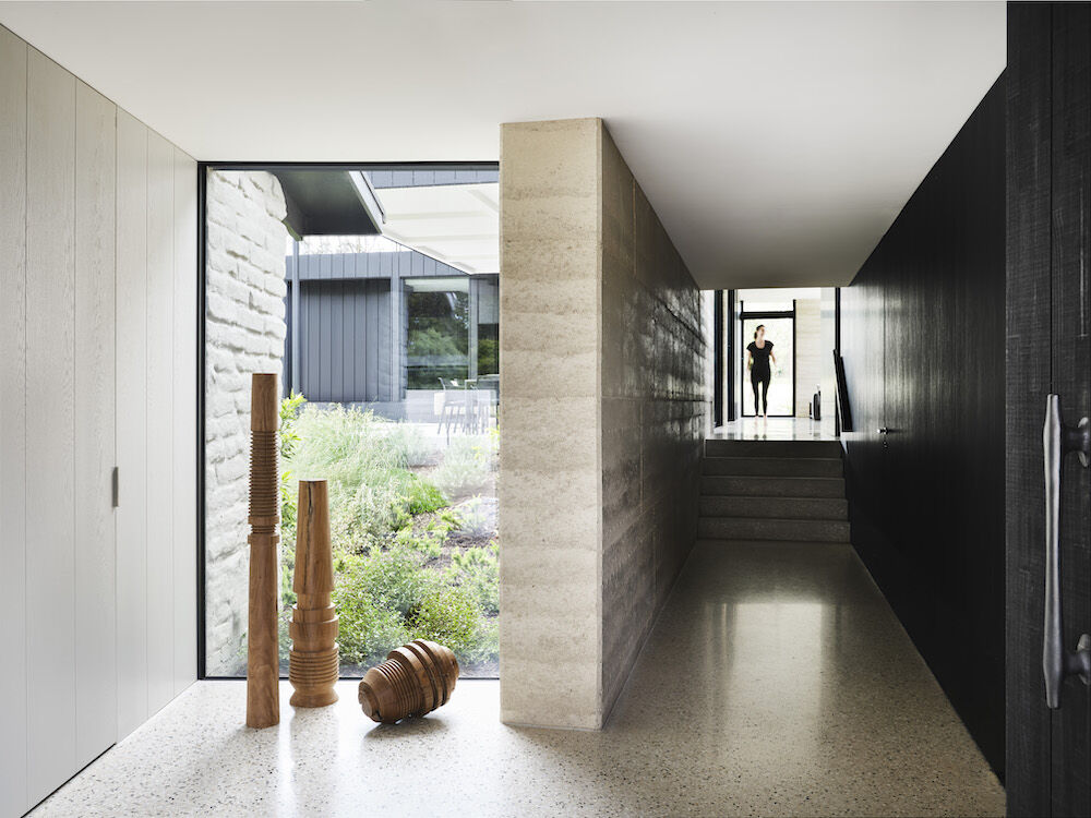 Robson Rak Architects – House On The Hill