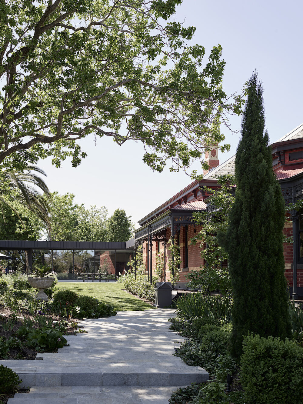 Robson Rak Architects & Interior Designers KEW GARDEN HOUSE