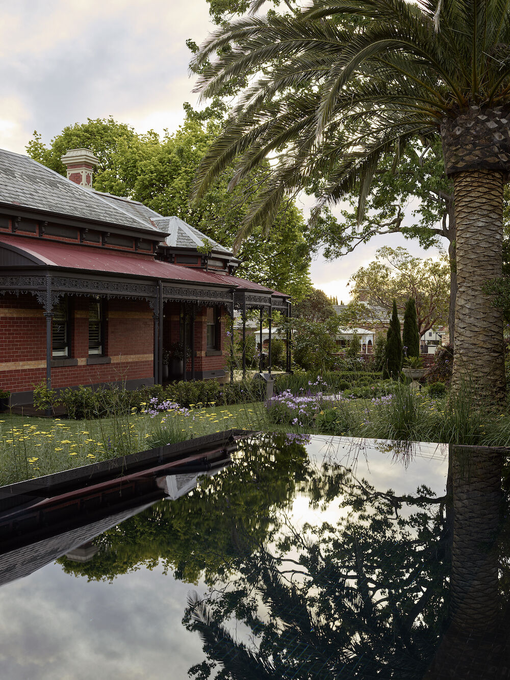 Robson Rak Architects & Interior Designers KEW GARDEN HOUSE