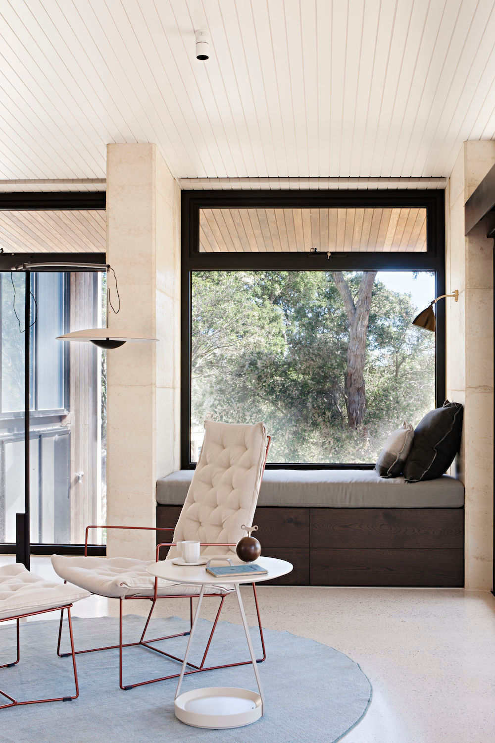 Robson Rak Architects – Layer House