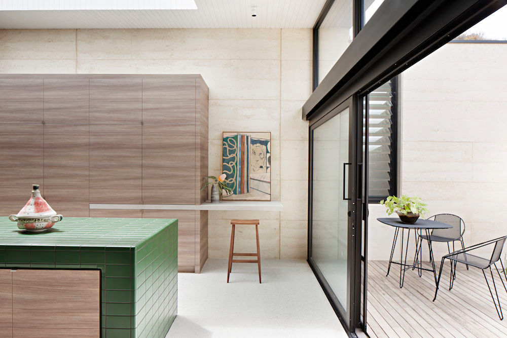 Robson Rak Architects – Layer House